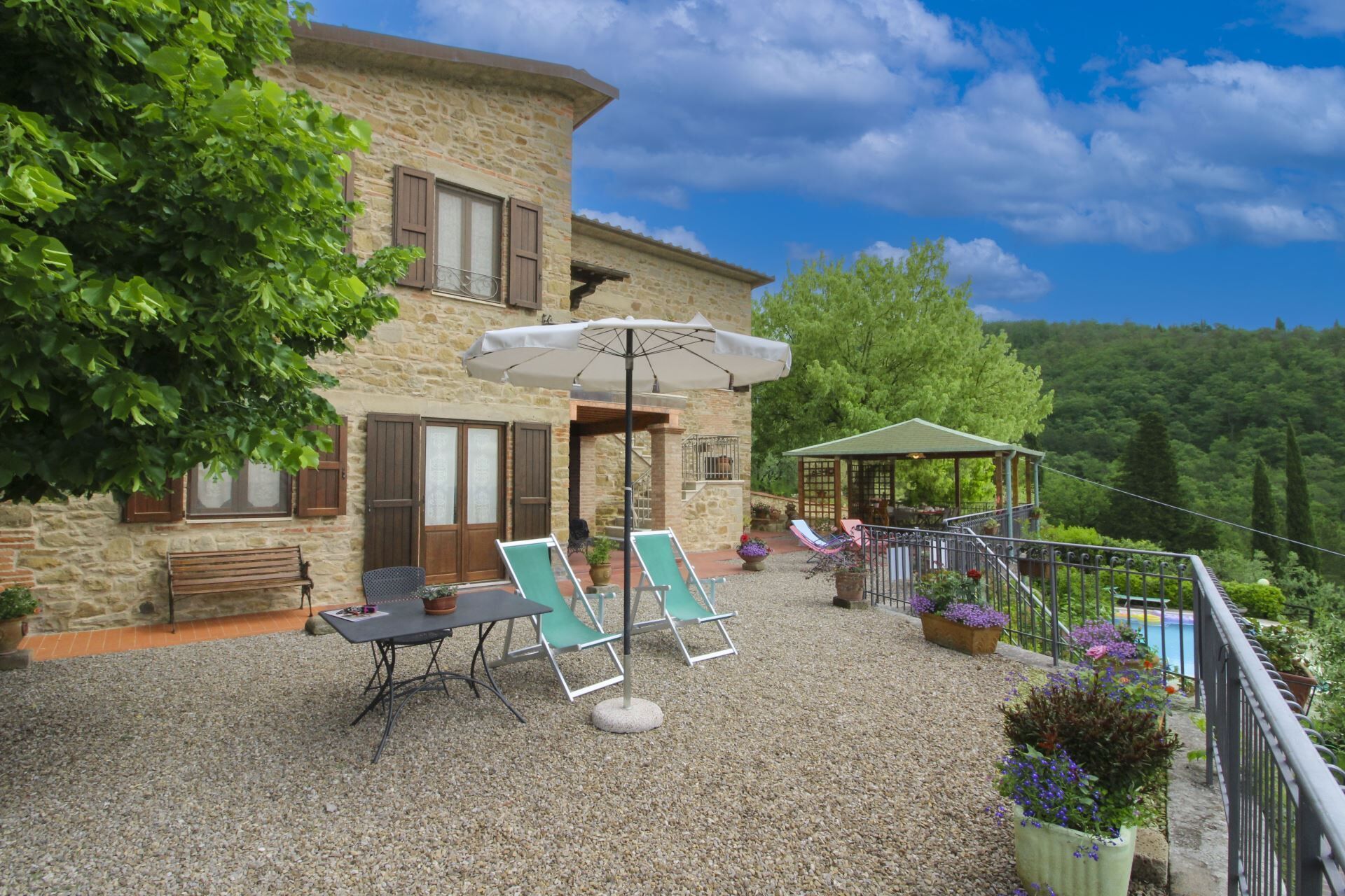 Terrace/patio