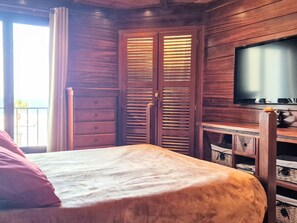 1 bedroom, free WiFi - 5-star apt, 4 people, sea view, cinema room, near diving (Banyuls-sur-Mer)