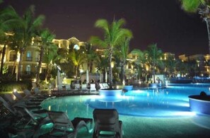 Outdoor pool - Condo EM (Mazatlán)