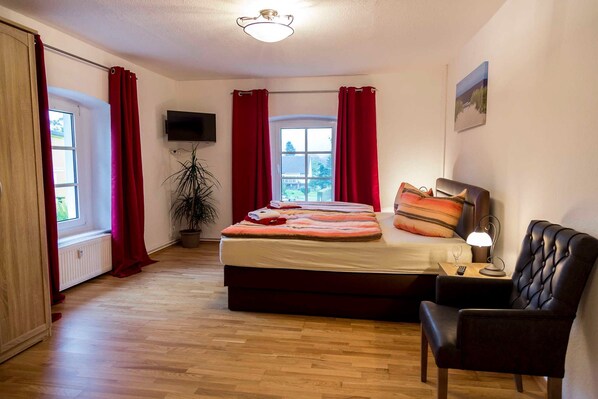 Unclassified image, 1 of 31, button - Apartment - Berding, Frank (Gutshof am See) (Klein Upahl)