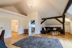 TV - Apartment - Berding, Frank (Gutshof am See) (Klein Upahl)