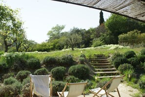 Property grounds - Mas Provencal - Near Gordes & Senanque Abbey (Venasque)