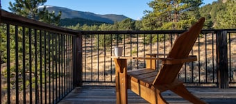 Neighbors Rocky Mountain NP/YMCA of the Rockies/WiFi/Spacious/baby friendly