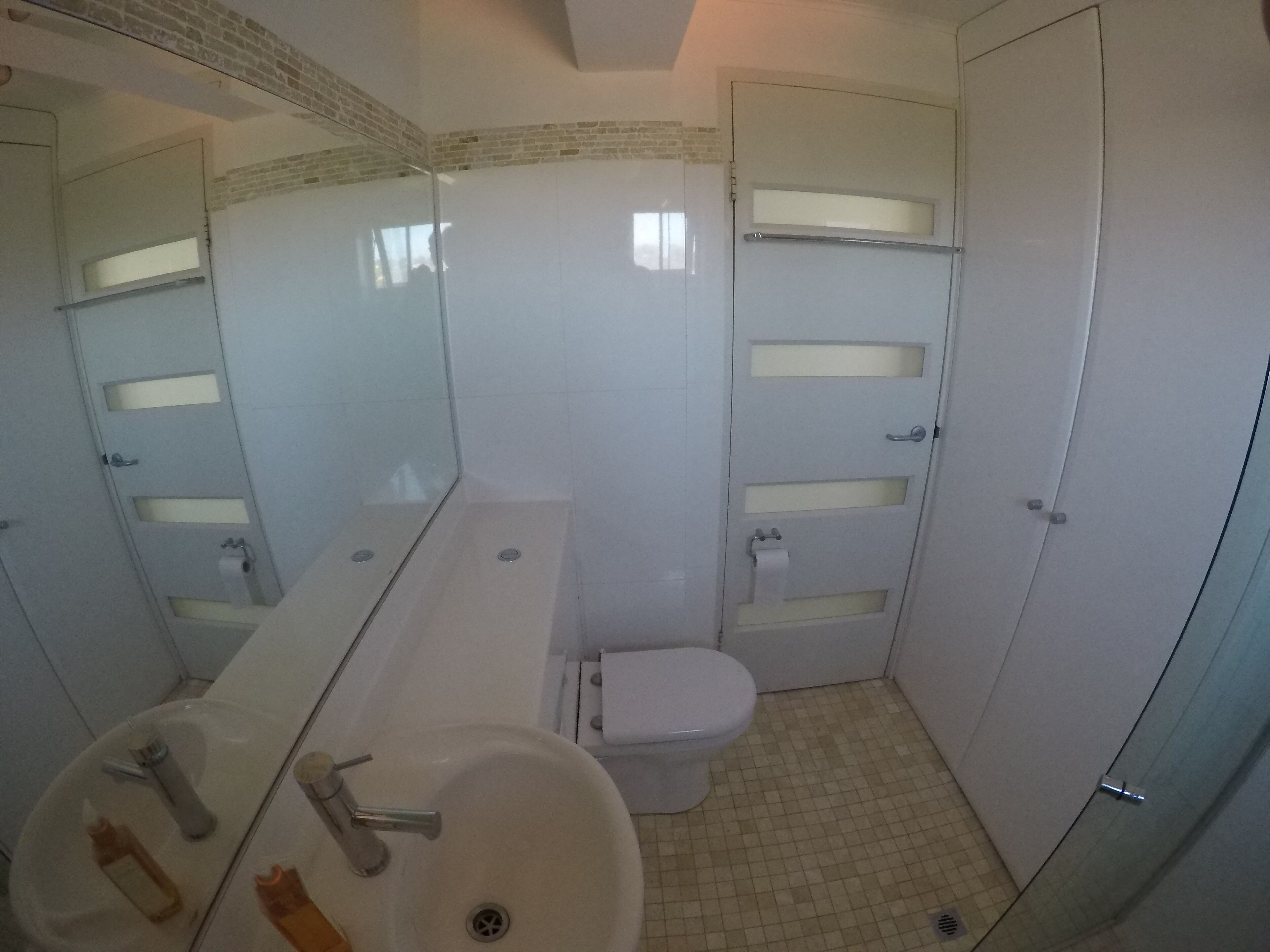 Mosman Luxury Studio — image 12