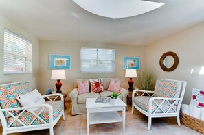 TV - Anna Cabana A: North End Pool Home, Short Walk To Beach by Anna Maria Life Vacation Rentals (Anna Maria)