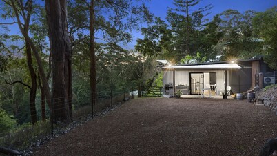 The Avenue - Beach and the Bush Cabin