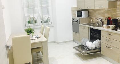 Queen chic apartment