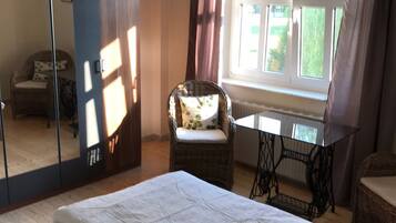 4 chambres, accĂšs Internet, draps fournis