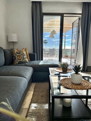 TV - 43 - Apartment with large terrace in El Faro, Mijas (Mijas Costa)
