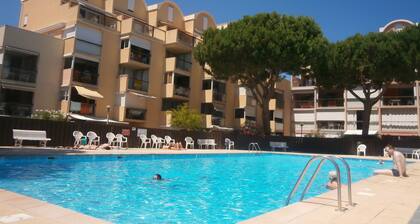 studio for 4 people gruissan port
