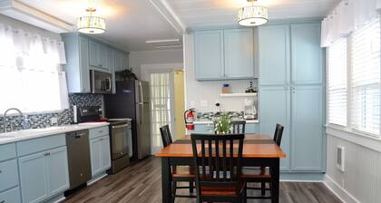 CASA DE CABALLO DE MAR - 2B / 1. 5 Ba - Adorable Beach Cottage (a solo 15 segundos a pie del acceso a la playa)