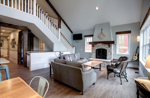 Smart TV, fireplace, DVD player, video library