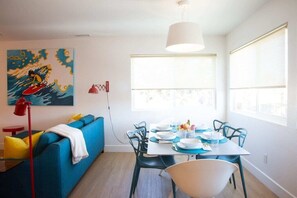 Dining - Spacious Ocean Oasis with Private Outdoor Shower! (Encinitas)