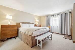 2 chambres, fer et planche à repasser, lit parapluie, Wi-Fi gratuit