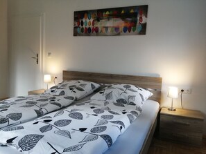 2 Schlafzimmer, Internetzugang, Bettwäsche