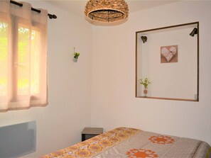 4 bedrooms