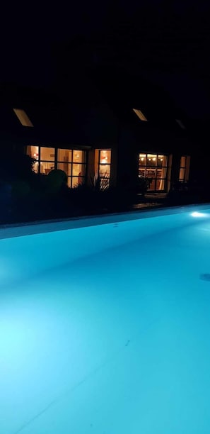 A heated pool - 3 'from the beaches - heated swimming pool - Port-Blanc - Côte de Granit Rose (Penvénan)