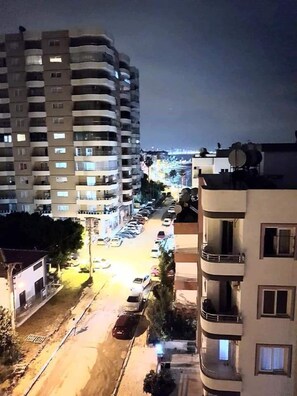 Egyptian cotton sheets, premium bedding, desk, soundproofing