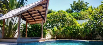 Villa Kalachuchi B&B