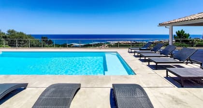 Luxury villa with exceptional sea view! 10 to 12 people