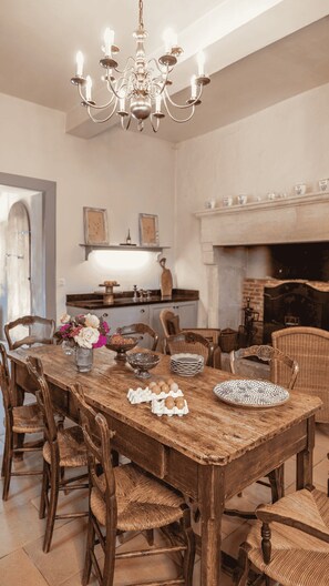 Dining - Family house, 14 guests, 7 bedrooms+bathrooms, pool, quiet, near Bergerac. (Val De Louyre Et Caudeau)