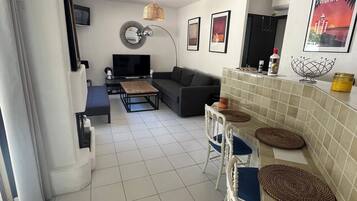 Téléviseur connecté, foyer