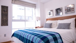 1 slaapkamer, een strijkplank/strijkijzer, gratis wifi, beddengoed