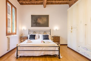 2 bedrooms, desk, iron/ironing board, WiFi - Apartment Giulietta in Florence by Mmega (Florence)