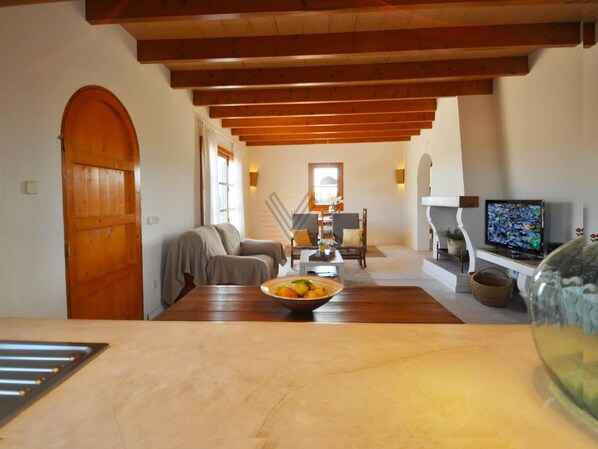 TV, fireplace - Modern country house with private pool (Felanitx)