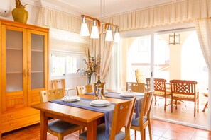 Dining - 1072 Villa Palomas (Nerja)