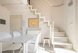 Dining - Apartment Giglio Viola in Florence by Mmega (Firenze)