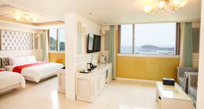 Yeosu Beach Hotel