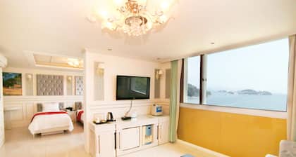 Yeosu Beach Hotel