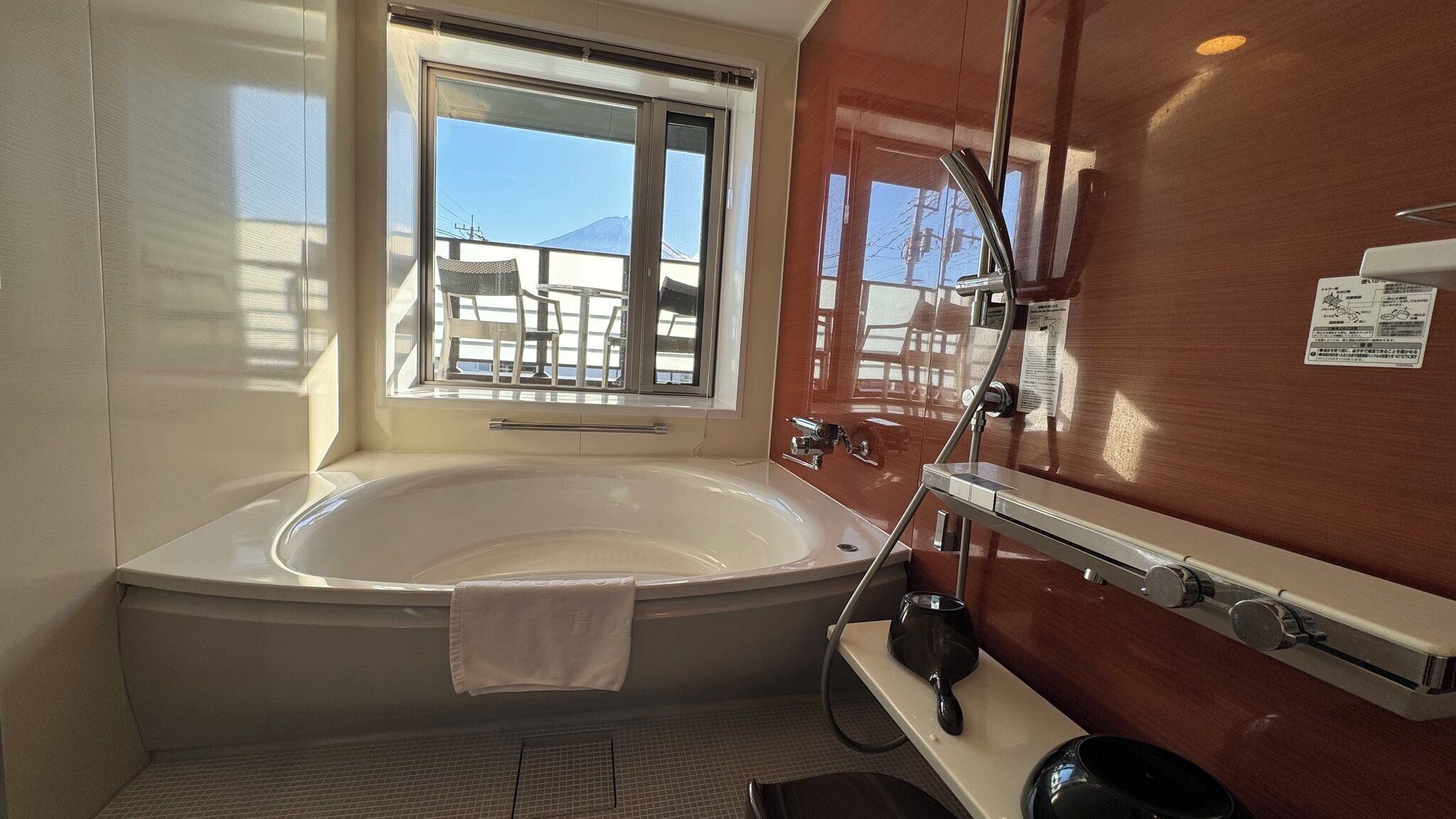 special room, deluxe twin room - mountain view with terrace (corner room, 34.33sqm), 2nd floor | bathroom | combined shower/bathtub, free toiletries, hair dryer, slippers