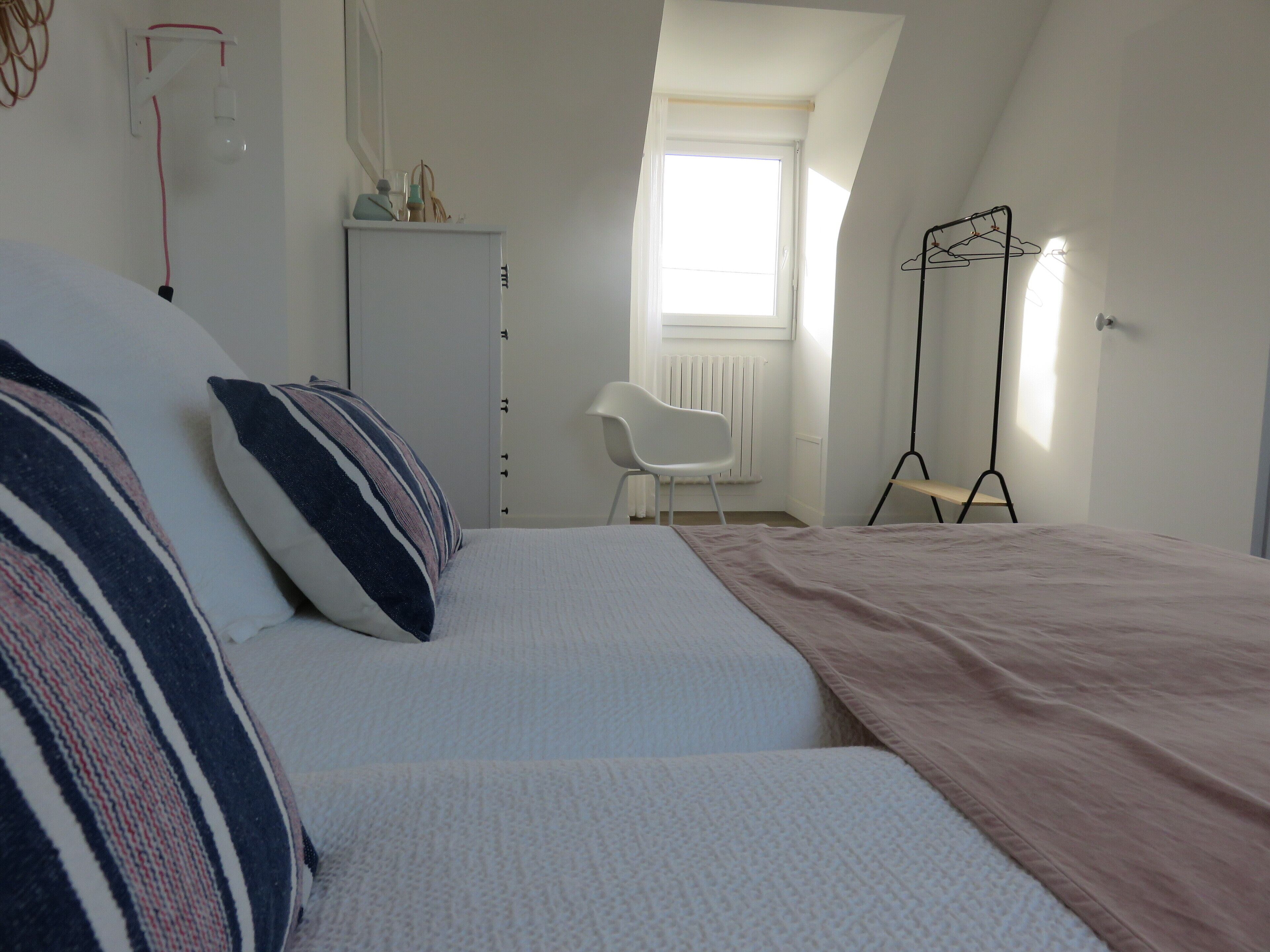 3 chambres, lit parapluie, Wi-Fi gratuit, draps fournis