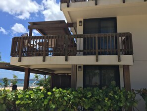Property grounds - Your Perfect Beachfront Condo in Paradise - Sapphire Beach - Corner Unit (St Thomas)