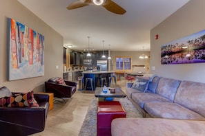 TV, fireplace