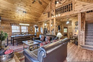 Smart TV, fireplace, video game console - Sacred Mountain Cabin- Elegant Gorgeous views, Pool, 3 King beds, PET FRIENDLY  (Gatlinburg)