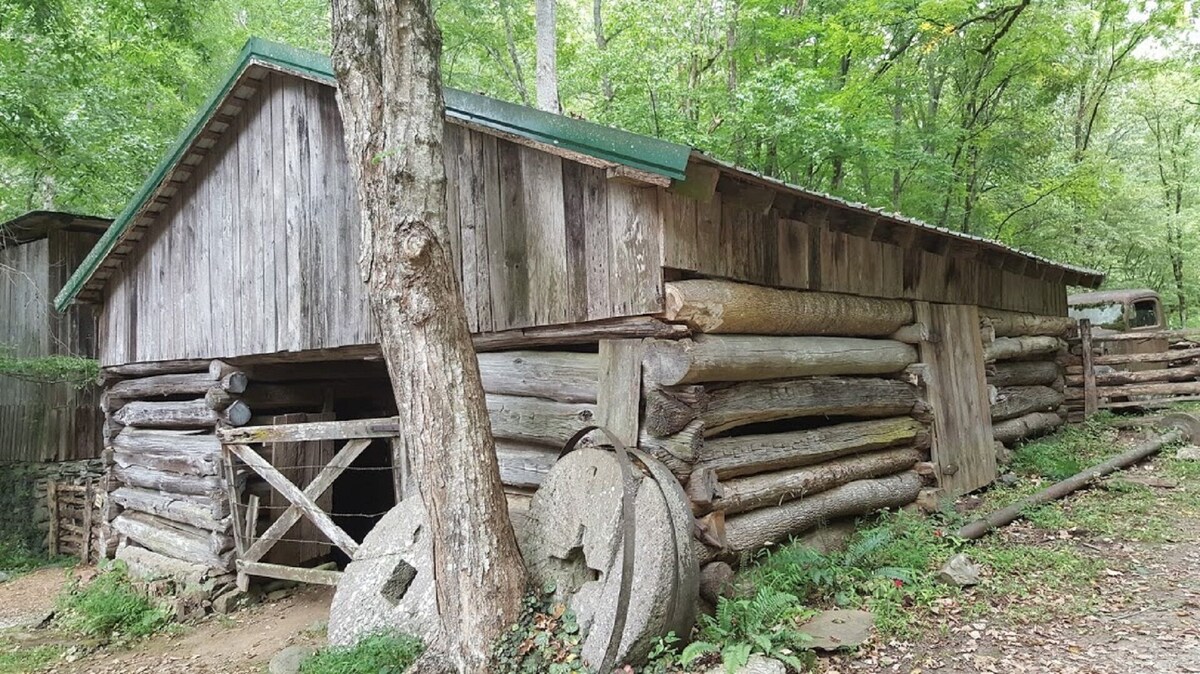 Photo 92 of SACRED MOUNTAIN CABIN - 5 ⭐️ ELEGANT, PET FRIENDLY, 3 KING BEDS & GORGEOUS VIEWS