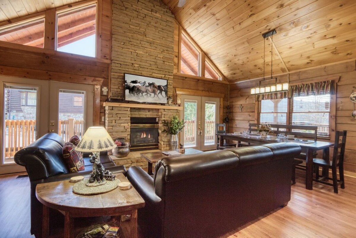 Photo 55 of SACRED MOUNTAIN CABIN - 5 ⭐️ ELEGANT, PET FRIENDLY, 3 KING BEDS & GORGEOUS VIEWS