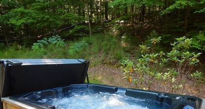 Lakeside Cottage - Lake, Private Hot Tub