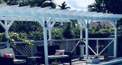 TROPICAL PARADISE - Maison privée-Piscine-Bahama Rm-Plage-Great Location-BahaMar