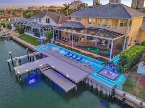 Exterior - Stunning Water Views on Landmark Bay, Quick walk to the Beach (Marco Island)