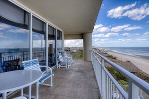 Property grounds - SR201 Surf & Racquet Beautiful 3 bedroom 3 bath corner unit. (New Smyrna Beach)
