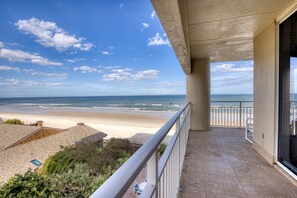 Property grounds - SR201 Surf & Racquet Beautiful 3 bedroom 3 bath corner unit. (New Smyrna Beach)