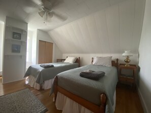 3 Schlafzimmer, Bügeleisen/Bügelbrett, WLAN, Bettwäsche