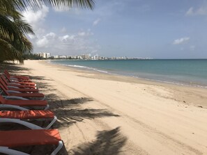 On the beach - Luxurious And Beautiful Isla Verde Beach House with pool  (SEE VIDEO) (Carolina)
