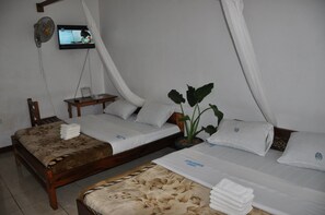 Executive Double Room | Desk, free WiFi, bed sheets - Riviera Hotel Hoima (Hoima)