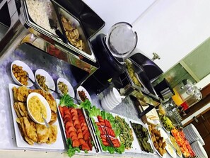 Food and drink - Thiha Bala Hotel (Pyin Oo Lwin)