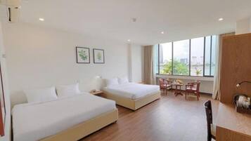 Family Room, River View | In-room safe, desk, laptop workspace, blackout drapes